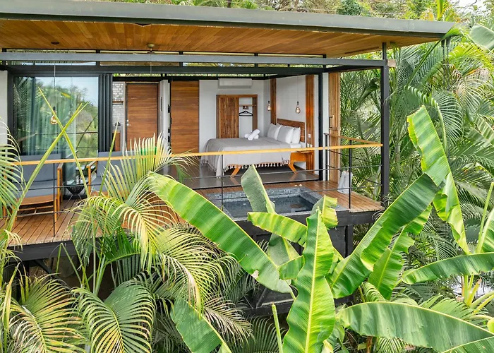 The Green House, Santa Teresa - Adults Only